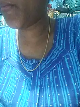 Snapshot of Tamillminnal chatting on March 2025 05:39:01 PM Tamillminnal online show from March 2025 05:39:01 PM