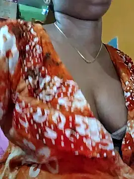 Snapshot of Tamillminnal chatting on September 2025 01:24:02 PM Tamillminnal online show from September 2025 01:24:02 PM