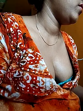 Snapshot of Tamillminnal chatting on September 2025 05:11:02 AM Tamillminnal online show from September 2025 05:11:02 AM