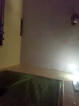 Snapshot of Tamillminnal chatting on October 2025 05:03:01 PM Tamillminnal online show from October 2025 05:03:01 PM