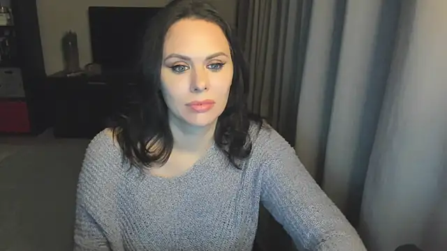 Snapshot of MollyCheiz chatting on October 2025 03:23:02 PM MollyCheiz online show from October 2025 03:23:02 PM