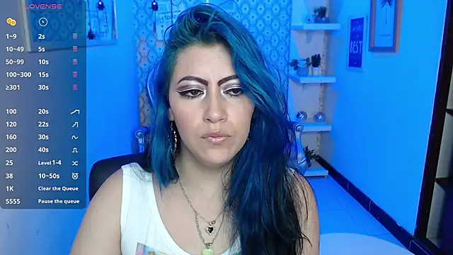 scarleth blue online show from February 2025 03:12:01 AM