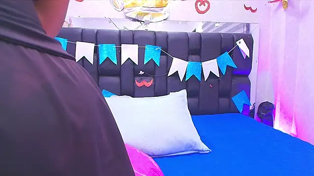 canela oss online show from September 2025 11:59:01 AM