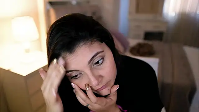 Snapshot of Camilaa_bueno chatting on October 2025 08:28:01 PM Camilaa bueno online show from October 2025 08:28:01 PM