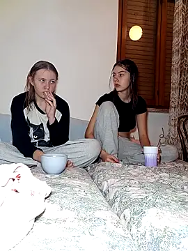 Snapshot of ella_grays chatting on October 2025 06:42:01 PM ella grays online show from October 2025 06:42:01 PM