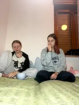 Snapshot of ella_grays chatting on October 2025 05:08:01 PM ella grays online show from October 2025 05:08:01 PM