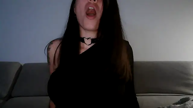 Snapshot of AmaraBella69 chatting on December 2024 10:24:01 PM AmaraBella69 online show from December 2024 10:24:01 PM
