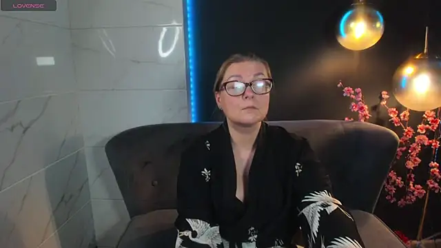 AlexandraKind online show from December 2024 02:17:01 AM