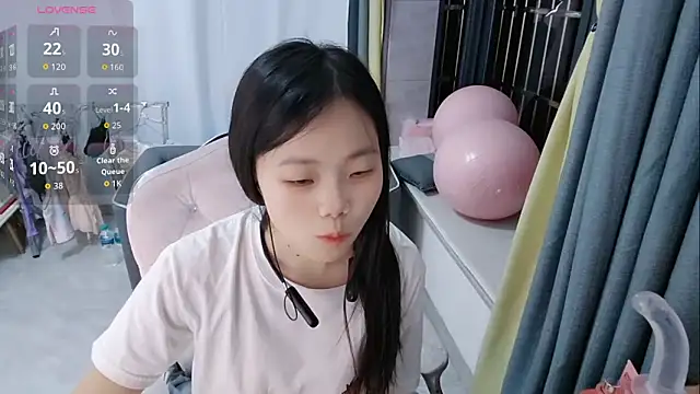 Snapshot of Lena-yyds chatting on October 2025 07:20:02 PM Lena-yyds online show from October 2025 07:20:02 PM