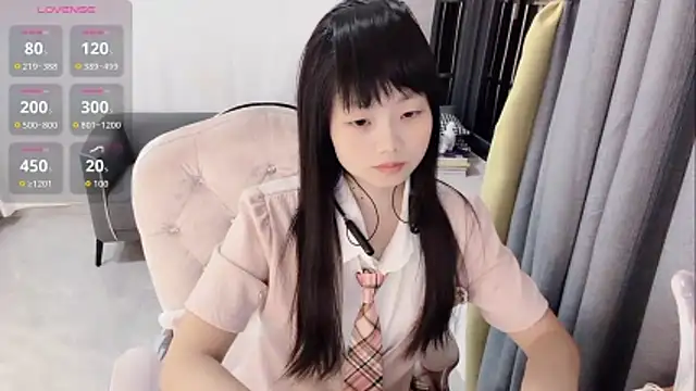 Snapshot of Lena-yyds chatting on November 2025 05:14:01 PM Lena-yyds online show from November 2025 05:14:01 PM