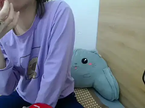 HotQueen online show from January 2025 01:58:01 PM