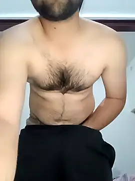 smartboy010101 online show from December 2024 01:00:01 PM