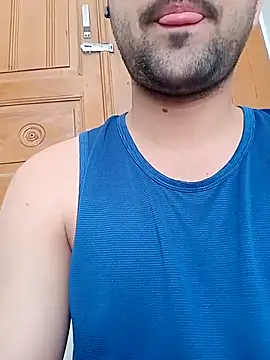 smartboy010101 online show from October 2025 06:23:02 AM