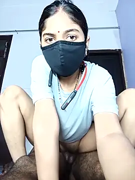 Amzing-Couple online show from October 2025 06:53:01 PM