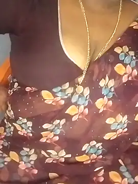 Sexy Radhikaa online show from September 2025 04:17:02 AM