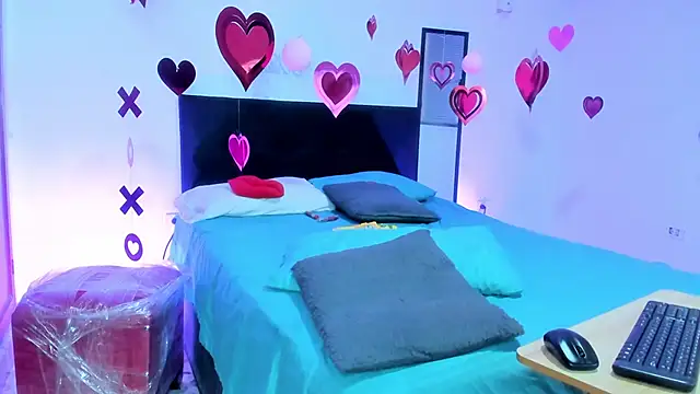 AlanaParker6  online show from February 2025 04:42:02 PM