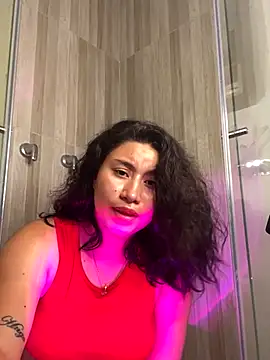 Snapshot of leylaclintonxx chatting on December 2024 03:30:01 AM leylaclintonxx online show from December 2024 03:30:01 AM