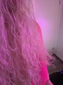 Snapshot of CurvyAnonymousGirl89 chatting on October 2025 02:35:02 PM CurvyAnonymousGirl89 online show from October 2025 02:35:02 PM