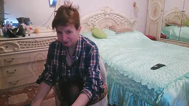 Debra Phoenix online show from November 2025 12:10:02 AM