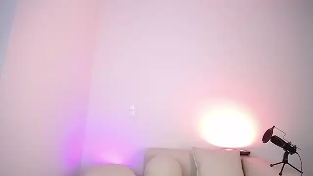 Snapshot of varenkaivanova_22 chatting on October 2025 09:57:01 AM varenkaivanova 22 online show from October 2025 09:57:01 AM