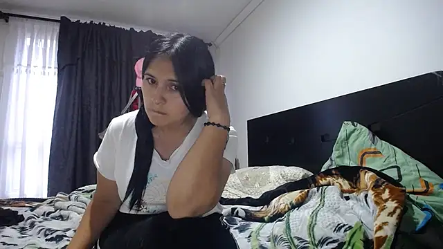 Snapshot of princehermosa44 chatting on October 2025 09:33:01 PM princehermosa44 online show from October 2025 09:33:01 PM