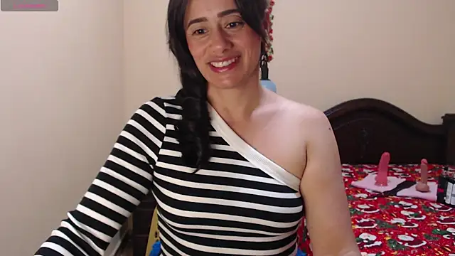 sara florez1 online show from December 2024 11:10:01 AM