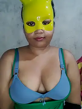 Snapshot of Masha_123 chatting on January 2025 06:01:02 AM Masha 123 online show from January 2025 06:01:02 AM