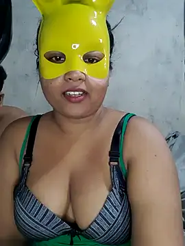 Snapshot of Masha_123 chatting on January 2025 04:58:02 AM Masha 123 online show from January 2025 04:58:02 AM