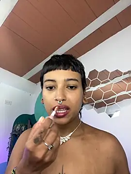 Snapshot of LollaByer chatting on September 2025 08:45:02 PM LollaByer online show from September 2025 08:45:02 PM