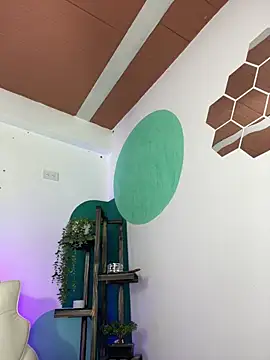 Snapshot of LollaByer chatting on September 2025 09:08:02 PM LollaByer online show from September 2025 09:08:02 PM