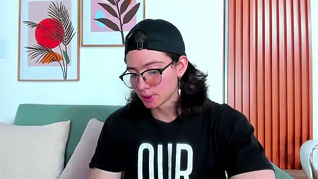 Snapshot of AngelBennet_ chatting on January 2025 03:31:01 AM AngelBennet online show from January 2025 03:31:01 AM