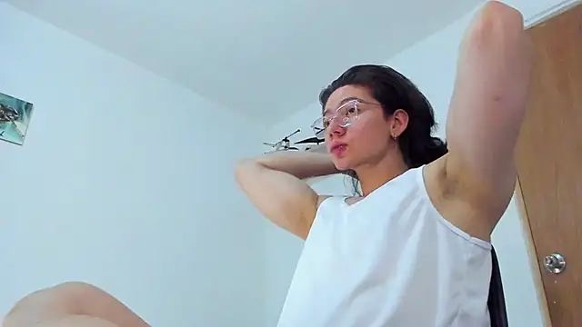 Snapshot of AngelBennet_ chatting on February 2025 06:04:01 AM AngelBennet online show from February 2025 06:04:01 AM