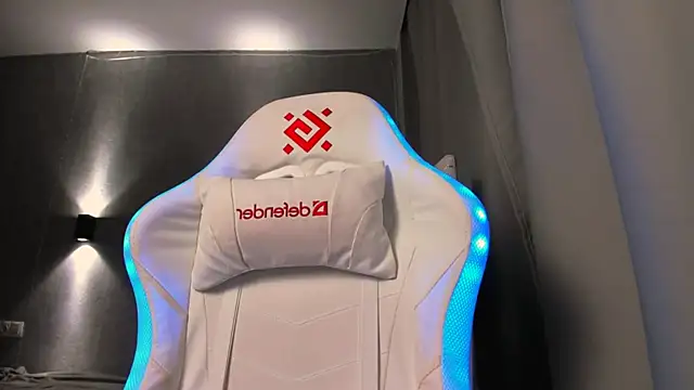 Kleo Godde online show from October 2025 11:31:02 PM