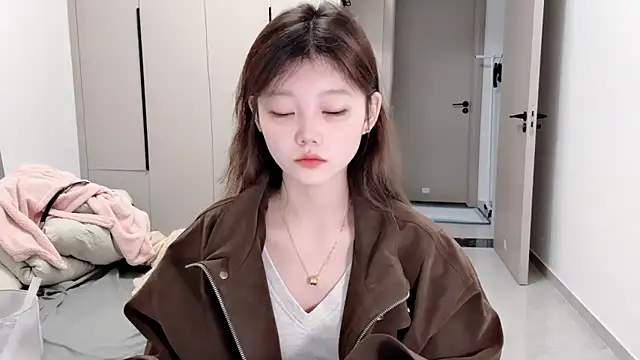 yangyang-1115 online show from October 2025 05:28:01 AM