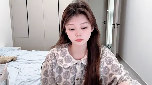 yangyang-1115 online show from October 2025 05:08:02 AM