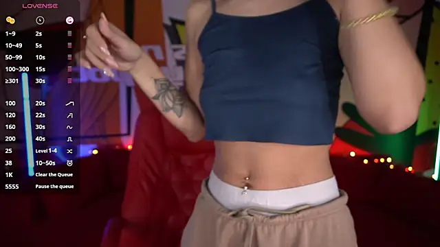 Snapshot of DreamyLinaa chatting on February 2025 07:39:02 AM DreamyLinaa online show from February 2025 07:39:02 AM