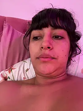 Snapshot of Lady_Rey chatting on October 2025 05:55:01 PM Lady Rey online show from October 2025 05:55:01 PM