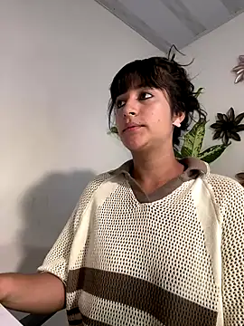 Snapshot of Lady_Rey chatting on October 2025 02:25:02 AM Lady Rey online show from October 2025 02:25:02 AM