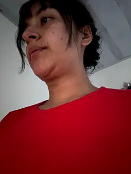 Snapshot of Lady_Rey chatting on October 2025 08:35:01 PM Lady Rey online show from October 2025 08:35:01 PM