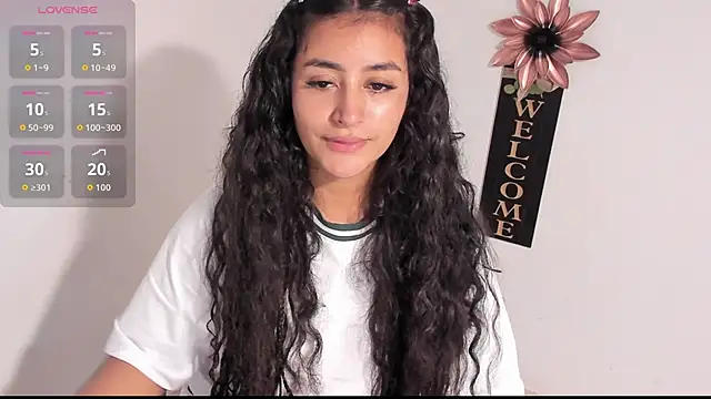 Snapshot of Lady_Rey chatting on November 2025 02:32:01 AM Lady Rey online show from November 2025 02:32:01 AM