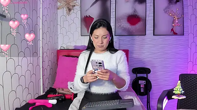 Ella Rousse online show from December 2024 12:34:02 PM