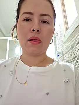 Snapshot of NeredaXxx chatting on September 2025 08:29:02 AM NeredaXxx online show from September 2025 08:29:02 AM