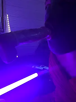 Snapshot of lebizuteur978 chatting on November 2025 06:51:01 PM lebizuteur978 online show from November 2025 06:51:01 PM