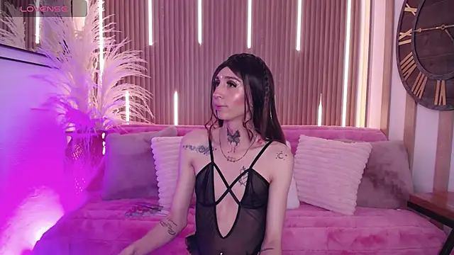 Snapshot of Aniie_Doll chatting on October 2025 09:45:01 PM Aniie Doll online show from October 2025 09:45:01 PM