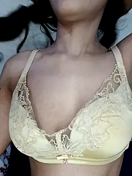 Snapshot of xpihu chatting on November 2025 06:18:02 PM xpihu online show from November 2025 06:18:02 PM