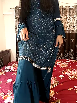Cute-Bhavya online show from September 2025 11:45:01 AM