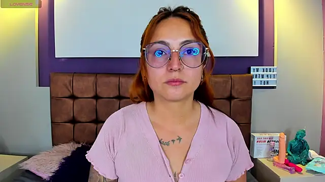 rhosyn reyes online show from January 2025 07:37:01 PM
