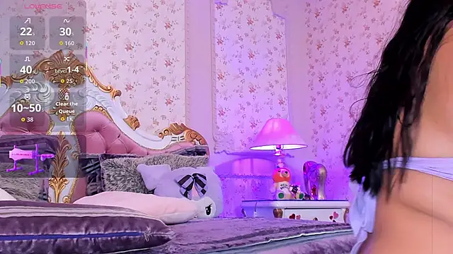 Snapshot of AllissonJames chatting on October 2025 12:03:01 PM AllissonJames online show from October 2025 12:03:01 PM