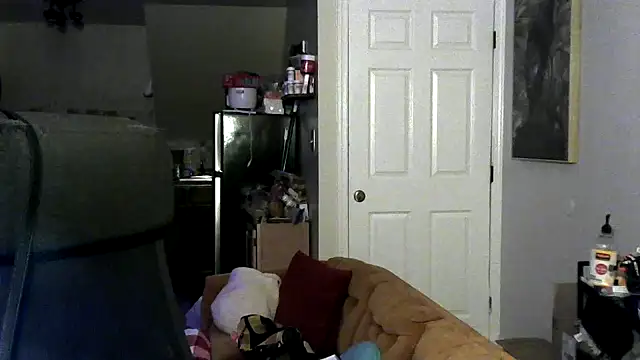 Snapshot of BigKittyRaven chatting on December 2024 01:14:01 AM BigKittyRaven online show from December 2024 01:14:01 AM