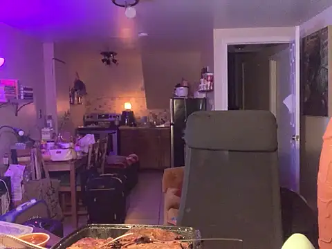 Snapshot of BigKittyRaven chatting on December 2024 03:27:02 AM BigKittyRaven online show from December 2024 03:27:02 AM